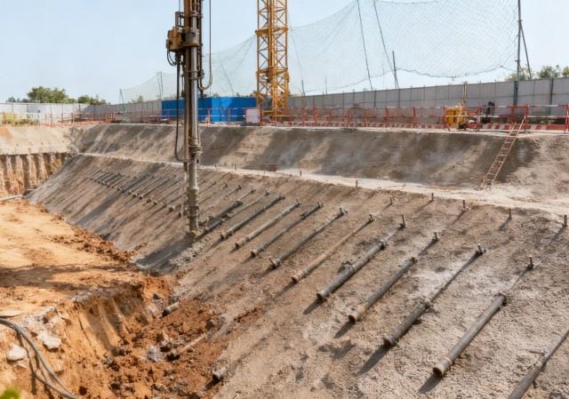 富蕴注浆管应用于岩土工程与地基基础领域